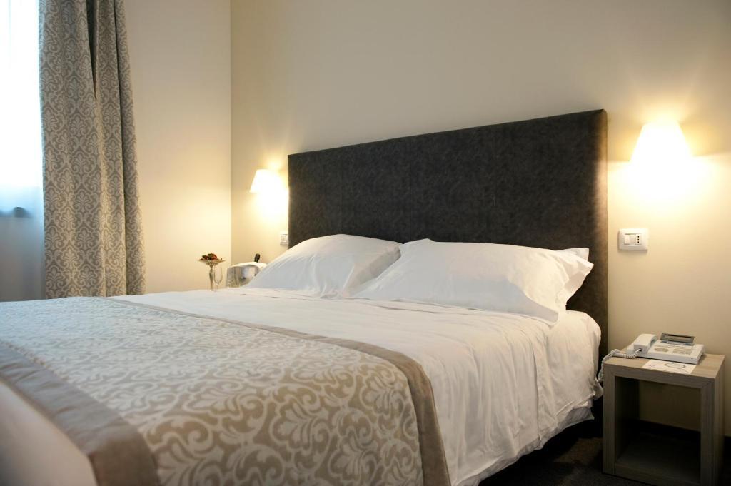 Db Hotel Verona Airport Congress & Spa Caselle Di Sommacampagna Room photo